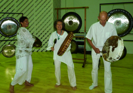 Avec le RHRA, Grand concert exceptionnel de gongs, bols en cristal et autres instruments vibratoires, Grenoble le dimanche 8 février à 18h